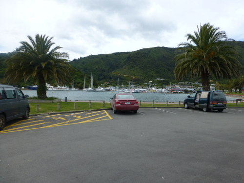 Picton NZ. Parkplatz am Hafen 2