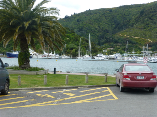 Picton NZ. Parkplatz am Hafen 3
